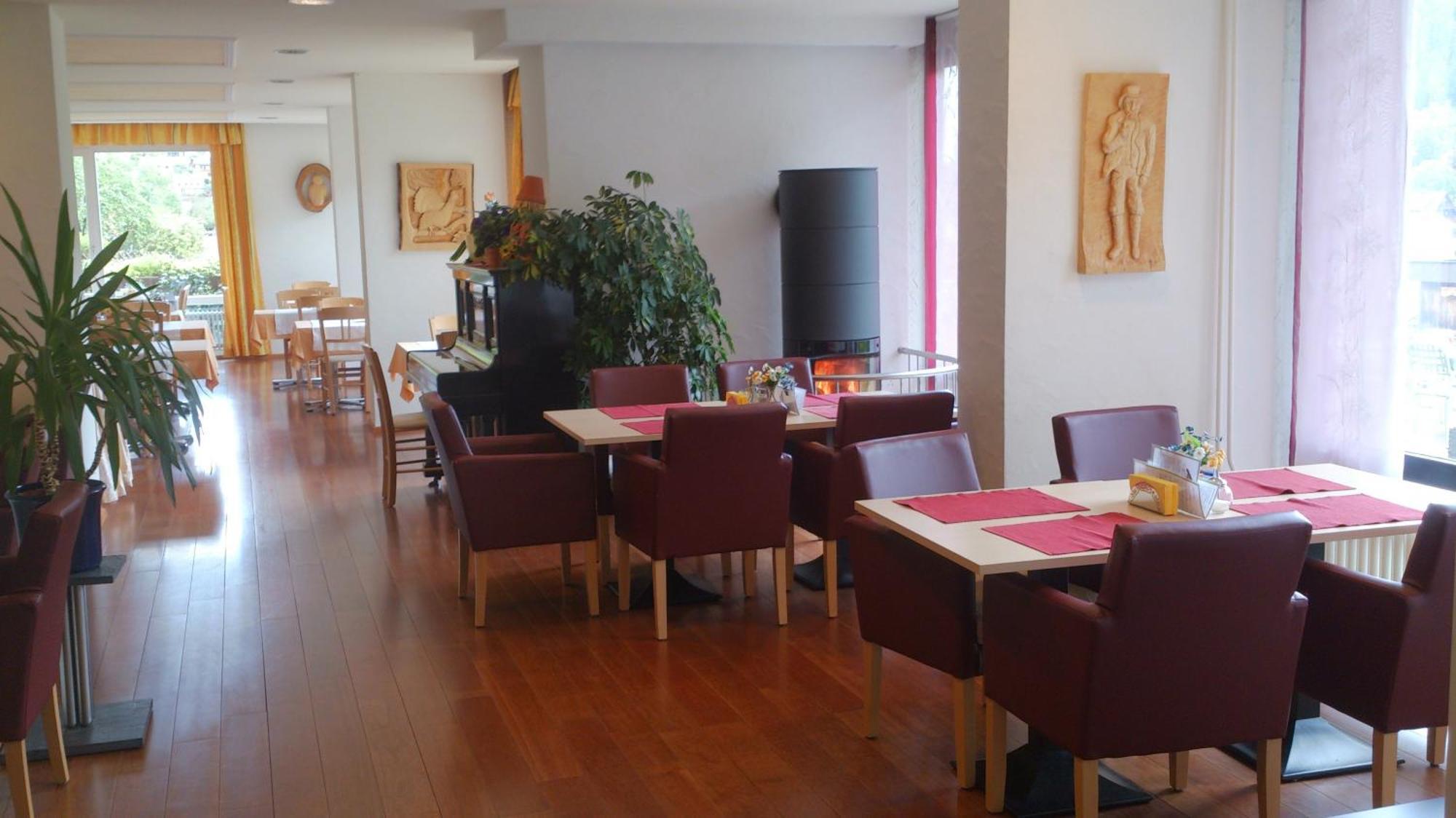 Hotel Bergfrieden Bad Wildbad Esterno foto