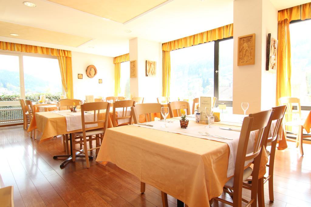 Hotel Bergfrieden Bad Wildbad Esterno foto
