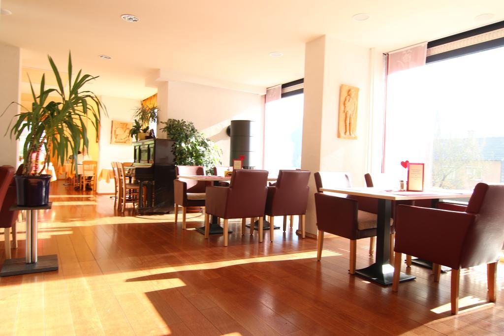 Hotel Bergfrieden Bad Wildbad Esterno foto