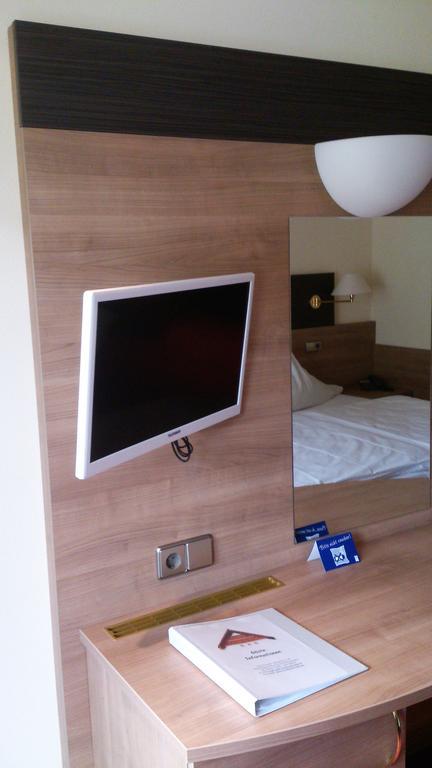 Hotel Bergfrieden Bad Wildbad Esterno foto
