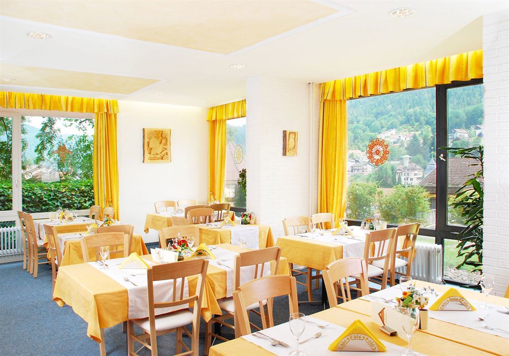 Hotel Bergfrieden Bad Wildbad Esterno foto